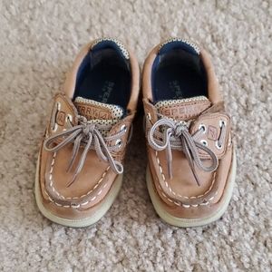 Kids Sperry shoe